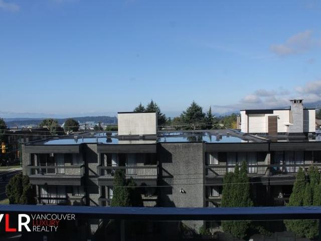 Condo in North Vancouver, BC