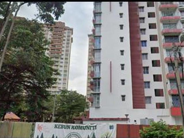 Condo Koi Tropikal Puchong
