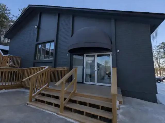 Condo Lansdowne ON 98706325