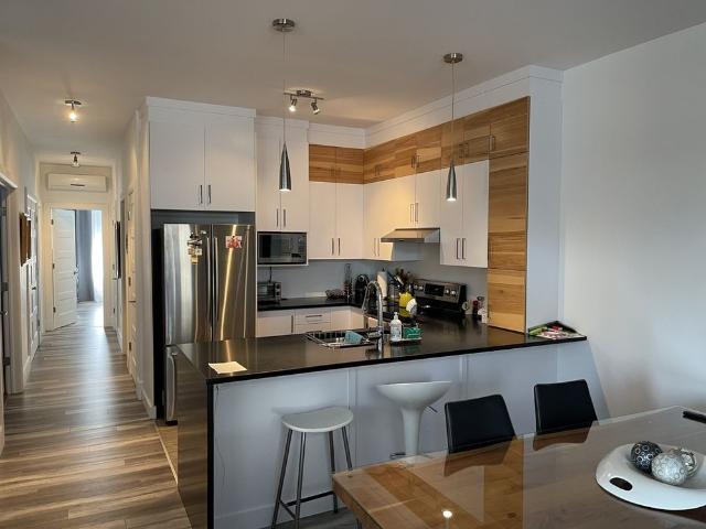 Condo Locatif Rez De Jardin