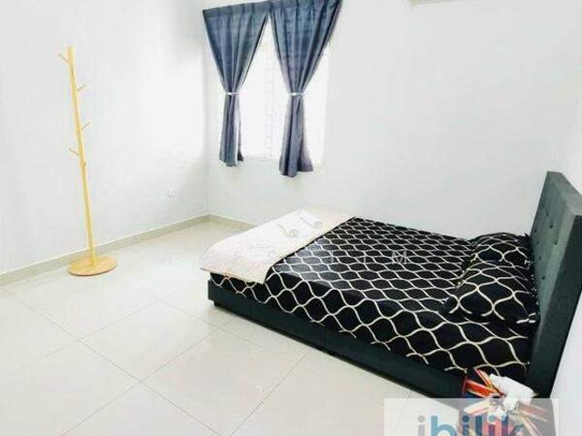 Condo. Middle Room, Equine Park near AEON