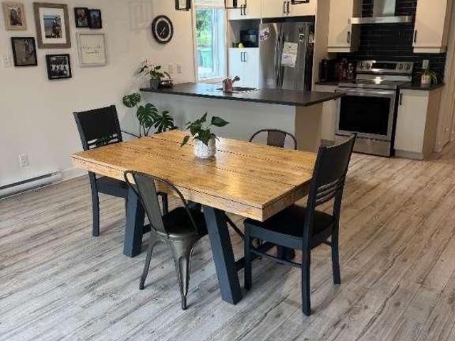 Condo moderne 4 et 1/2 situé au 1er étage