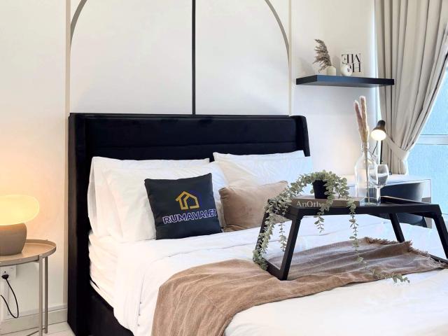 Condo near mrt putra permai