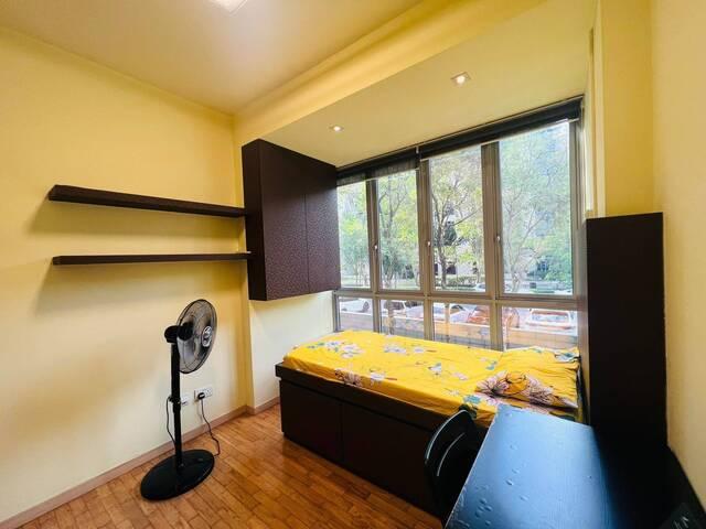 Condo Near Airport, CBP, Changi City Point, Tampines Mall and Tampines1 @$890 Single room