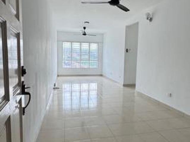 Condo near DUKE MRR2 highway