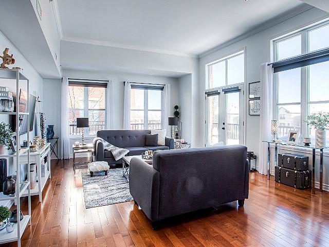 Condo Pierrefonds, 2e étage, 2cac, 2sdb, Garage, À Voir!
