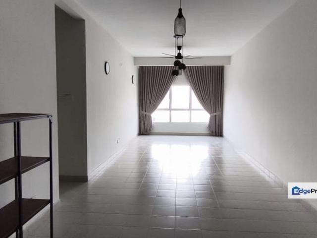 Condominium Akasia