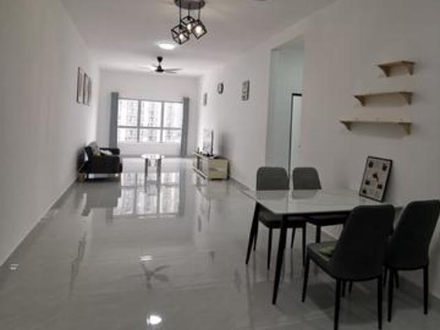 Condominium Akasia for RENT