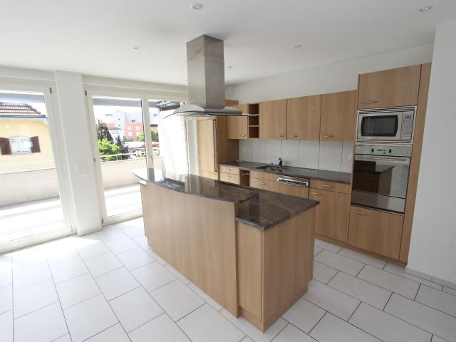 Condominium apartment with 4.5 rooms on sale in Bülach 140 m² | dreamo. Ch