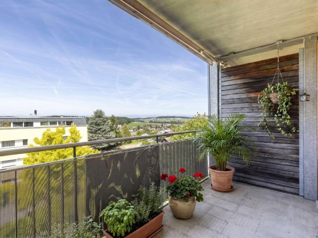 Condominium apartment with 4.5 rooms on sale in Fribourg 132 m² | dreamo. Ch