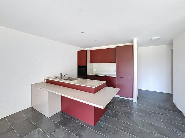 Condominium apartment with 4.5 rooms on sale in La Chaux de Fonds 102 m² | dreamo. Ch