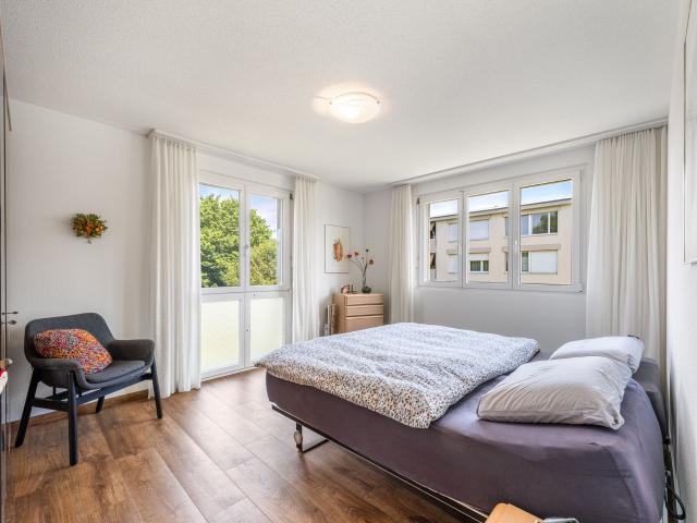 Condominium apartment with 4.5 rooms on sale in Nähe Bushaltestelle Breiti | dreamo. Ch
