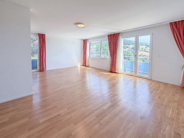 Condominium apartment with 4.5 rooms on sale in Ste Croix 128 m² | dreamo. Ch