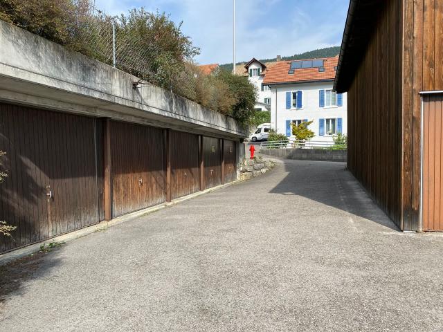 Condominium apartment with 5.5 rooms on sale in Moutier 140 m² | dreamo. Ch