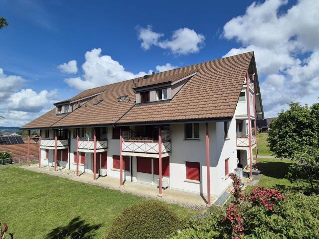 Condominium apartment with 6.5 rooms on sale in Sarmenstorf 144 m² | dreamo. Ch