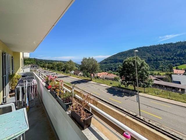 Condominium apartment with 6.5 rooms on sale in Ste Croix 132 m² | dreamo. Ch