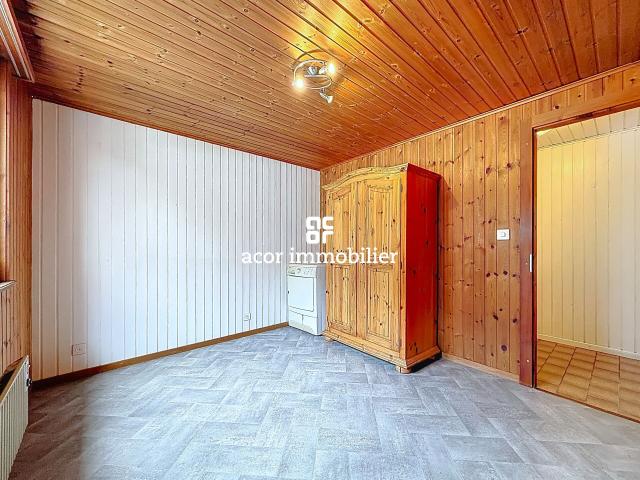 Condominium apartment with 8 rooms on sale in Liddes 180 m² | dreamo. Ch