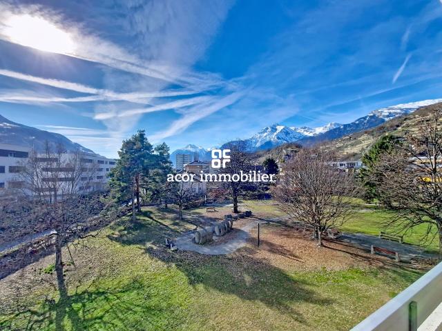 Condominium apartment with 3.5 rooms on sale in Quartier résidentiel 92 m² | dreamo. Ch
