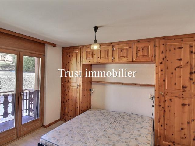 Condominium apartment with 3.5 rooms on sale in Rue des Edelweiss 8 114 m² | dreamo. Ch
