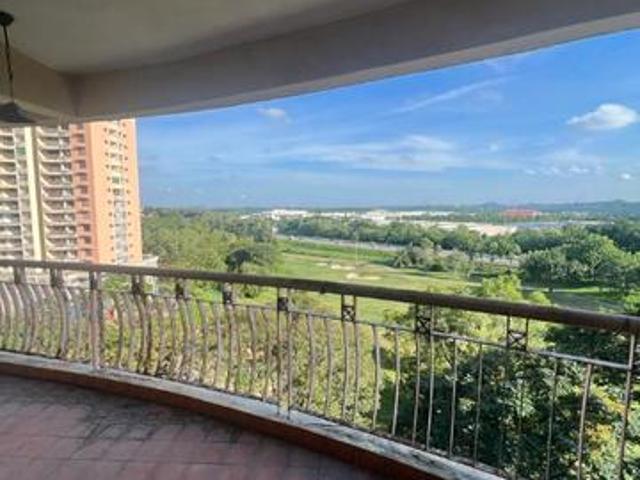 Condominium For Sell A Famosa Beverly Hill