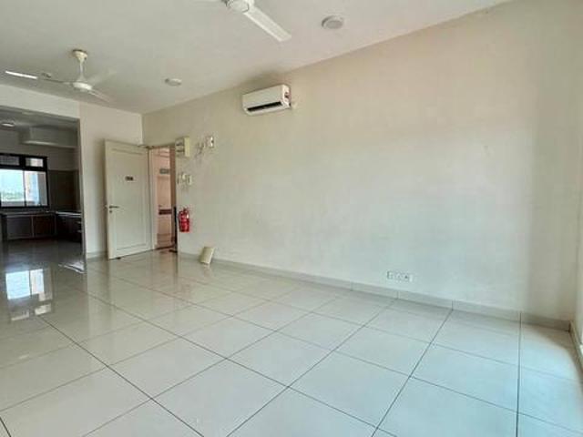 CONDOMINIUM LAKE VISTA RESIDENCE BANDAR TUN HUSSEIN ONN Cheras