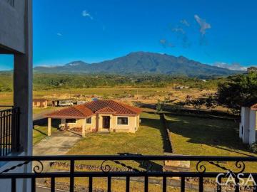 Condominio con Vista a la Montaña en Los Molinos, Alto Boquete