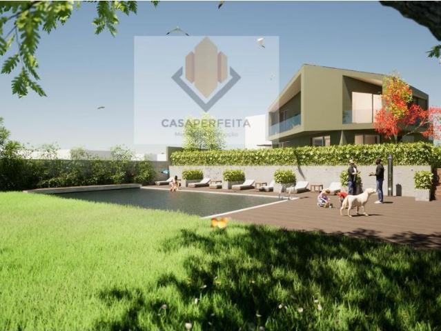 Condomínio de Moradias de Luxo com Piscina e Jardins Praia. 251m² Canidelo