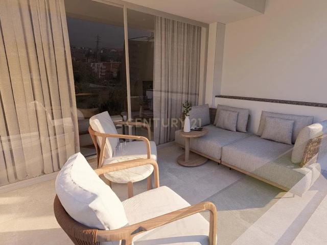 Condomínio do Sobreiro | T2 com 108m2 em Matosinhos, Senhora da Hora, junto ao metro