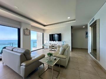 Condominio en venta en pearl tower 1104 a