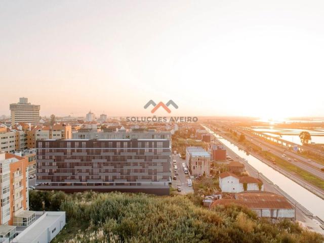 Condomínio Fechado com Piscina, Centro de Aveiro Apartamen. 150m² Glória e Vera Cruz