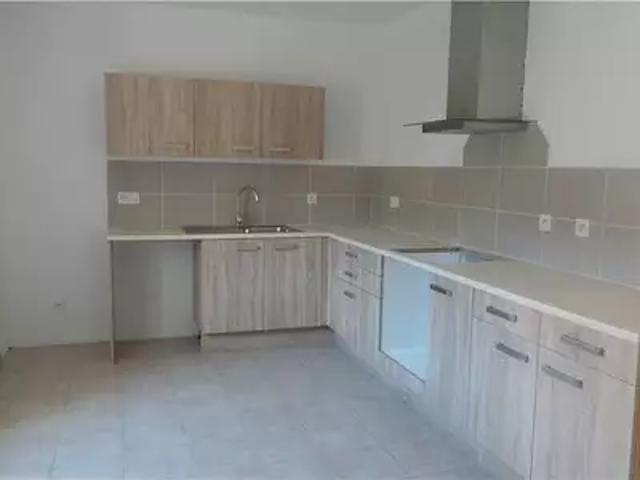 Condorcet 26110 Location appartement 5 pièces t5