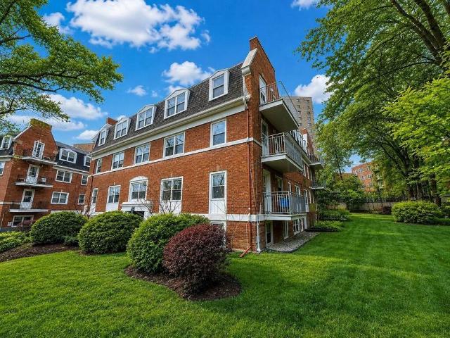 Condos Locatifs – Le Ridgewood à C D N