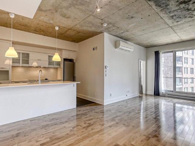 Condo3 1/2 Griffintown stationnement disponible meublé juillet 2026