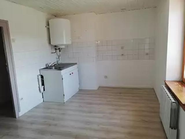 Condrieu 69420 Location appartement 2 pièces t2 au dernier étage
