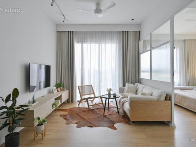 Conezion CondoNext To IOI City MallFree Semi Furnished 0 Entry