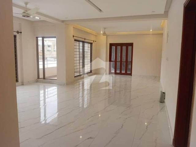 Confirm 4 bedroom apartments first floor in askari 6 for sale