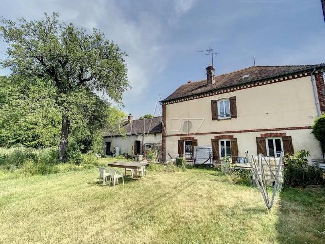 Confort et sérénité pour cette maison au coeur d'un hameau