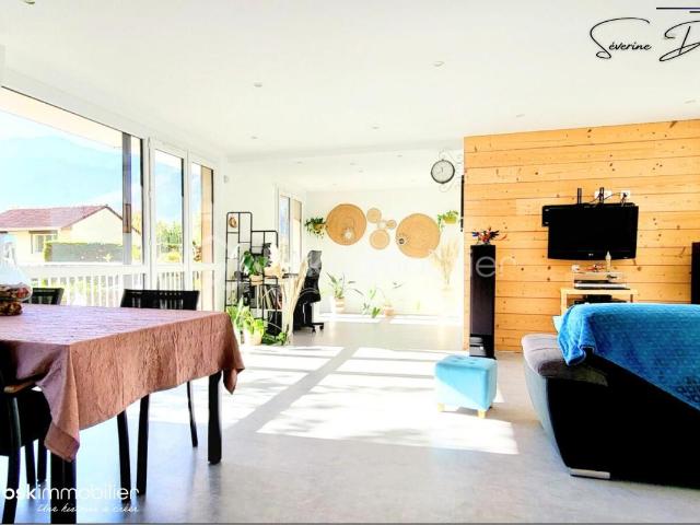 Confort, volumes, modernité, emplacement et annexes !