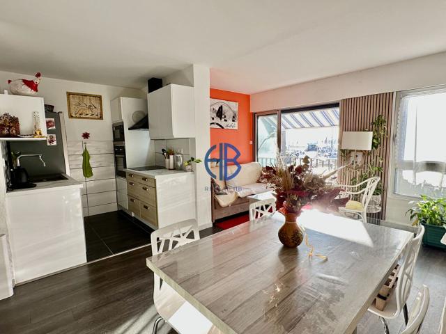 Confortable T2 avec parking Secteur Centre Port 43m² Agde Cap d'Agde