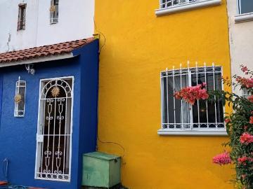CONFORTABLE CASA EN VENTA EN YAUTEPEC, MOR