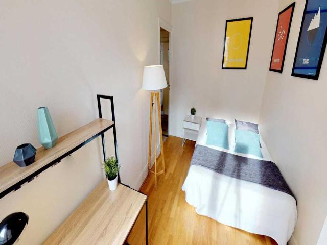 Chambre à Lyon Rue Garibaldi, quartier Garibaldi