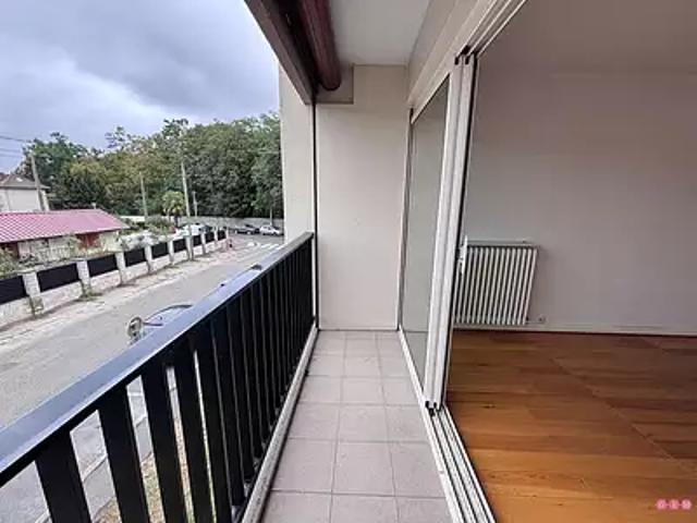 Conflans Sainte Honorine 78700 Location appartement 4 pièces t4 parking