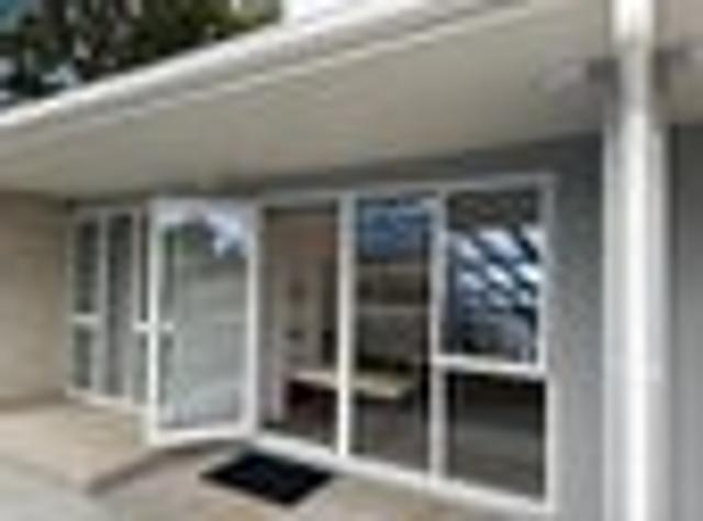 Conifer Grove, 1 bedroom, $400 pw