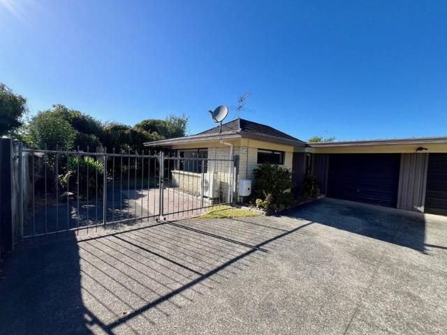 conifer grove, 3 bedrooms