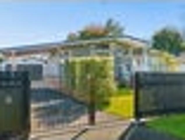 Conifer Grove, 3 bedrooms, $750 pw