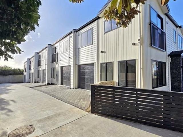 conifer grove, 3 bedrooms