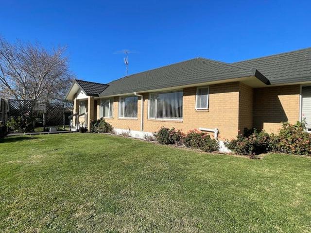 conifer grove, 4 bedrooms