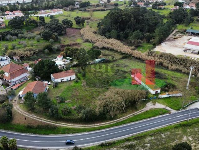 Conjunto de 3 moradias Pontével*RIOMAGIC