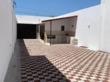 CONJUNTO DE TRES CASAS EN VENTA SAN JUAN DEL RIO QUERETARO