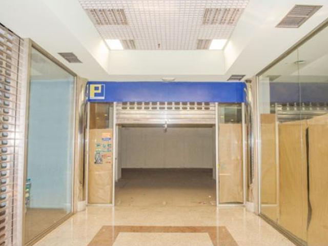 CONJUNTO LOCALES EN CC RAMALLOSA NIGRAN
